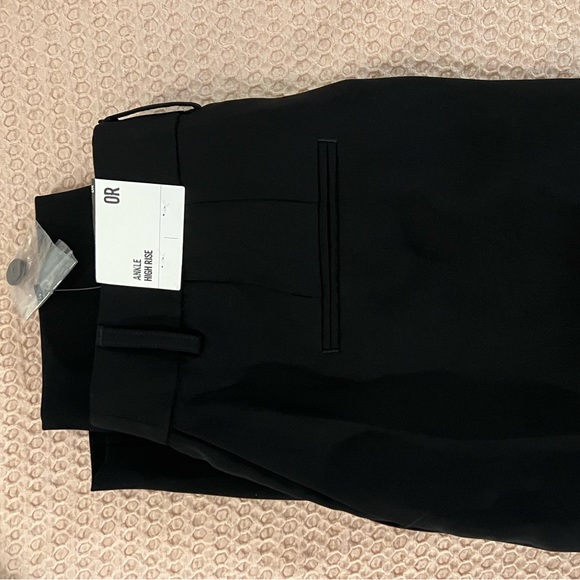 Express Pleated High Waisted Ankle Pant - Picture 10 of 10